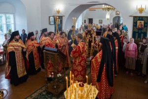 мон4